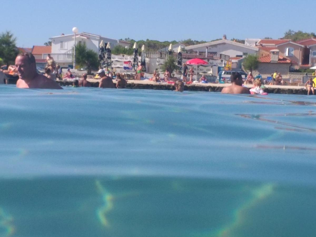 Familien Ferienhaus Vir Croatia 150M Strand Restaurant Einkaufen Eksteriør billede
